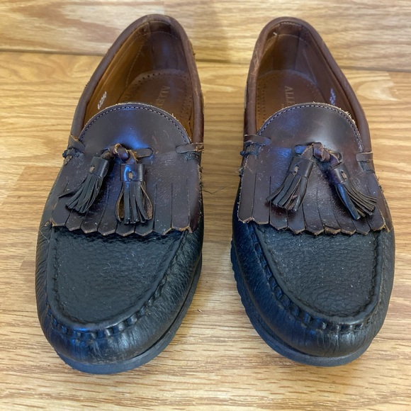 Allen Edmonds Nashua Tassel Loafers Brown Leather Shoe Men's Size 8 1/2E  42253 - Picture 1 of 14